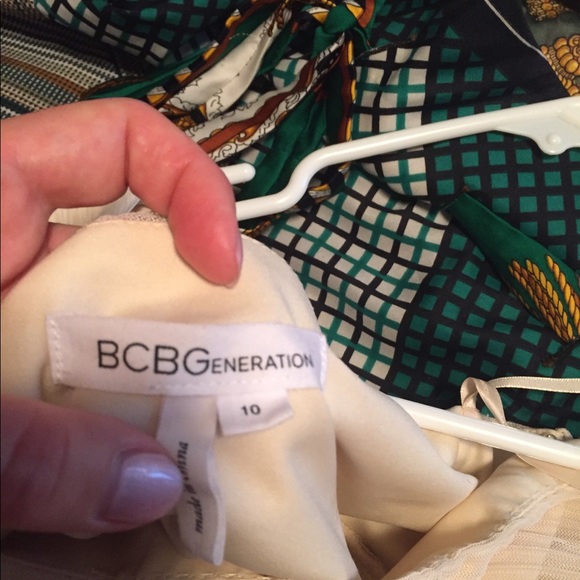 BCBG generation dress - Picture 4 of 6